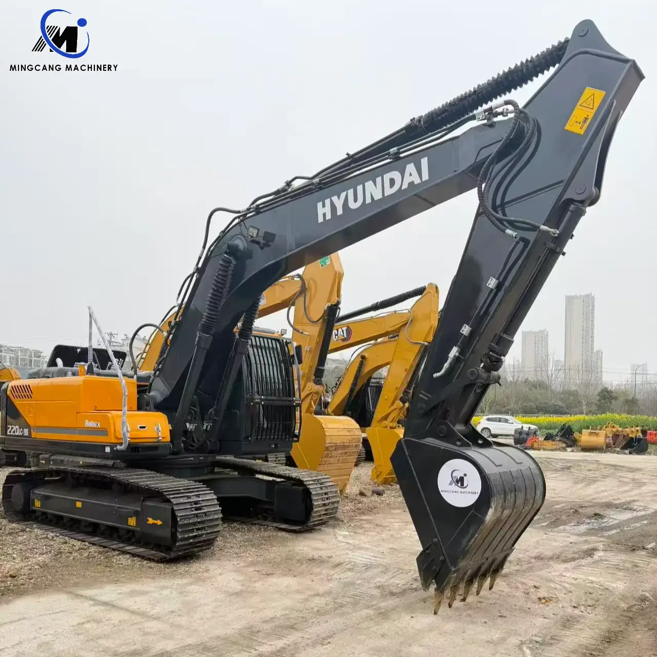 Used Hyundai 220LC-9S Excavator 22 ton Track excavator Low Price Korea Hyundai 220 For Sale - Image 5
